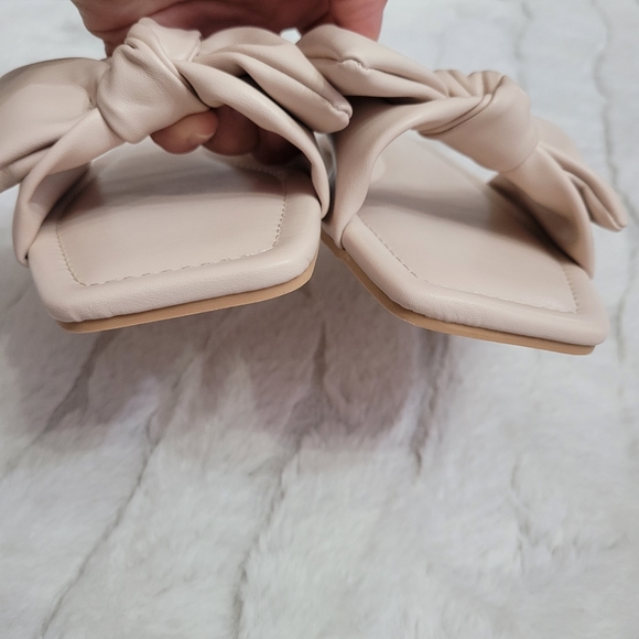 Coutgo Womens Nude Size 11 Open Toe Bow Strap Slide Sandals - Picture 4 of 11